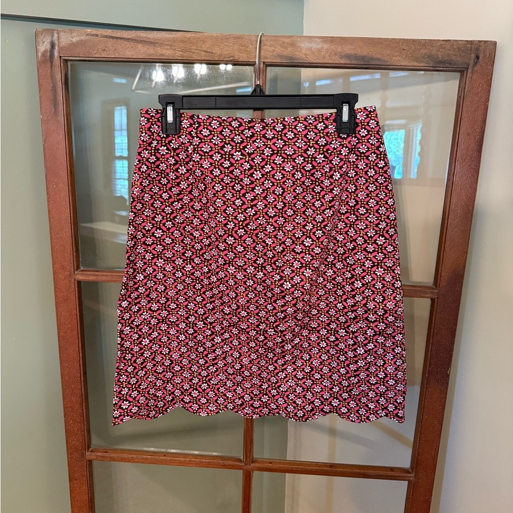 Harold's Women’s Red and Pink Floral Retro A-Line Skirt Scalloped Hem Size 4 - Picture 2 of 7
